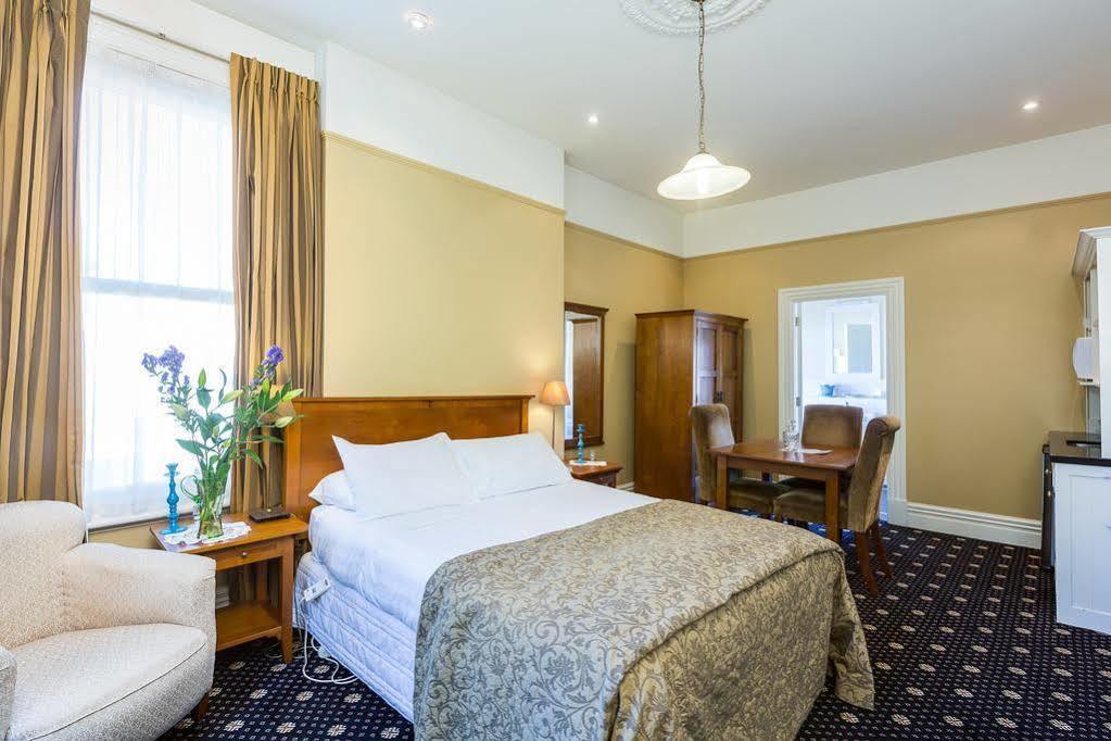 Highland House Boutique Hotel Dunedin Esterno foto